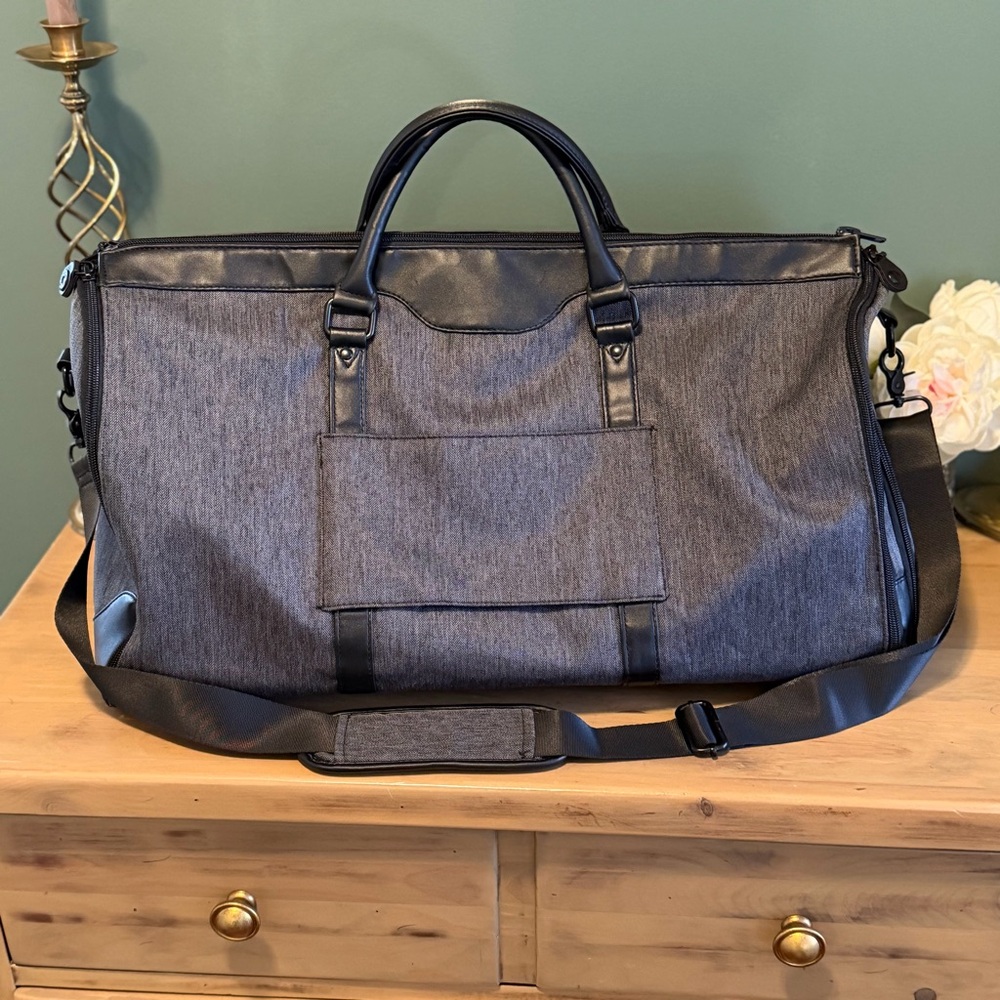 JENNI 3-in-1 Travel Garment Bag Duffel 50L Carry-On Suit Bag w/ Shoe Compartment - Picture 4 of 13